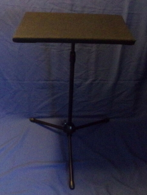 Tripod table base for magicians table